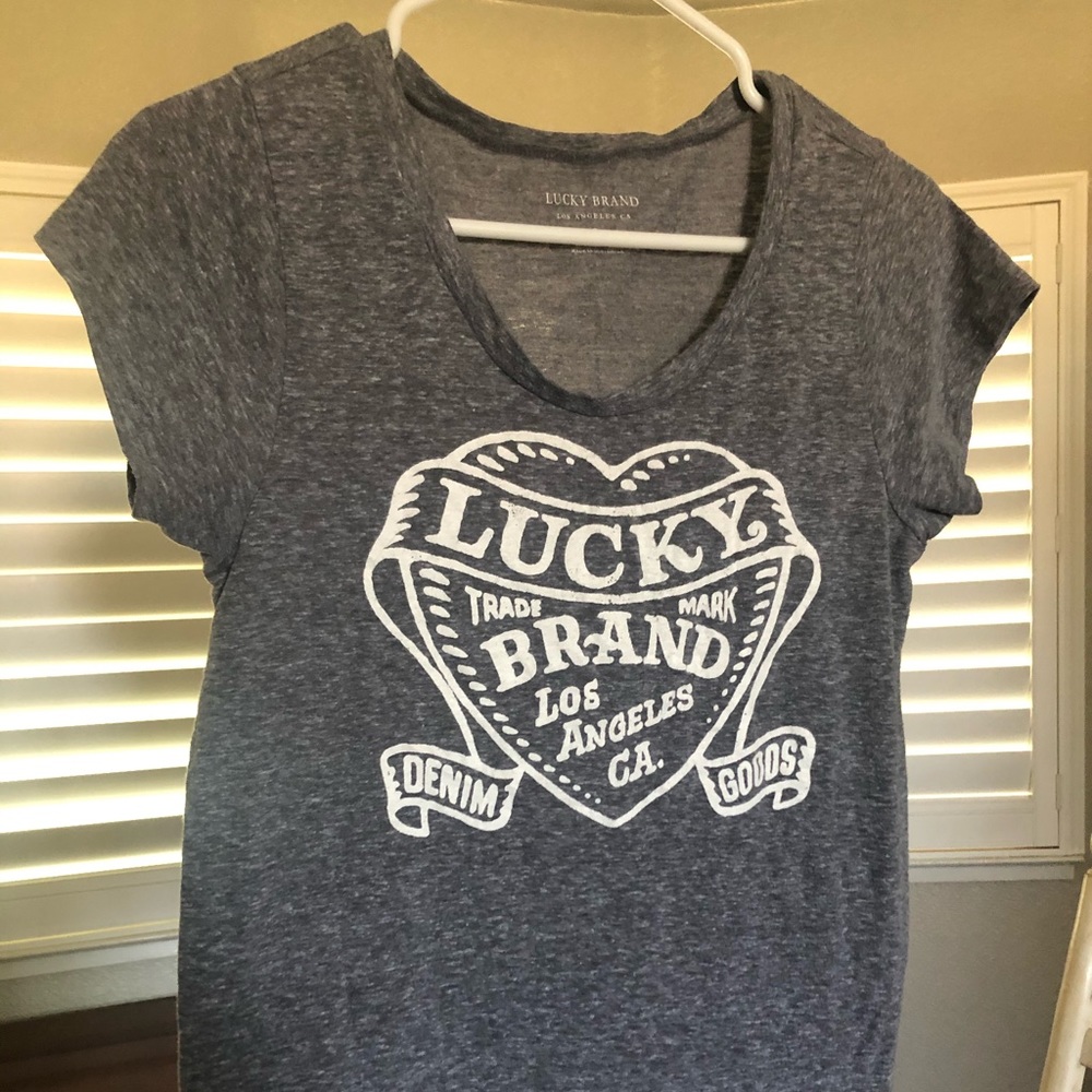 Lucky Brand tee shirt